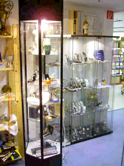 Raus Aus Dem Keller Antiquitäten Schmuck Porzellan Uvm So geht´s – raus-aus-dem-keller.de